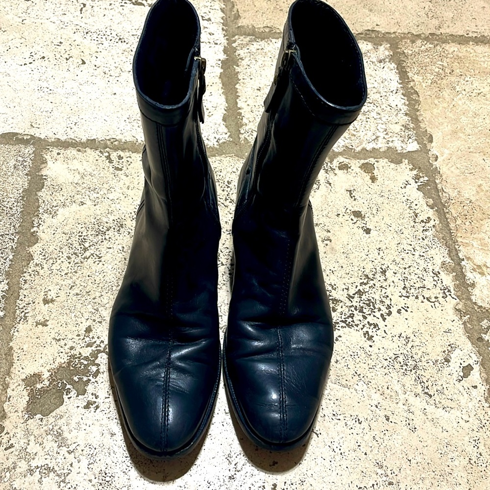 Burberry Auth Leather Studded Moto Booties Vintage Size 9